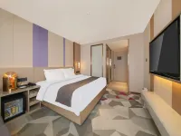 Lavande Hotels Ezhou Evergrande Capital Wuyue Plaza Store - Pysäköinti