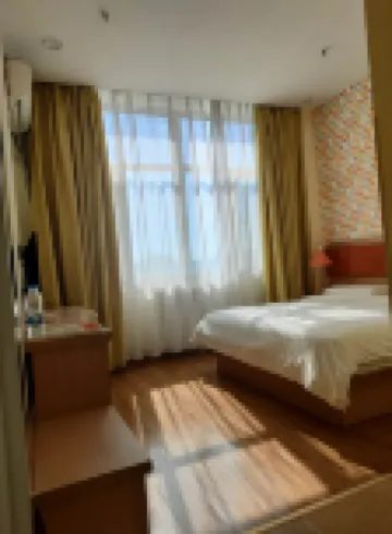 Homeinn Pebble Hotel (Qitai Beimen Commercial Center)