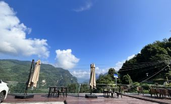 Yichang Pusu Shiguang Homestay