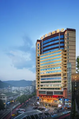 Vienna Hotel (Wanzhou Wuqiao South Station) Hotel berhampiran Ro/Ro Marina