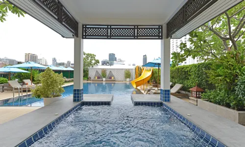 Centre Point Plus Hotel Pratunam