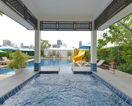 Centre Point Plus Hotel Pratunam Hotel di Bangkok