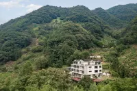 Inpool Lodge فنادق في مديرية جينغ