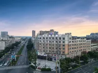Manzhou International Hotel (Jiajiang Passenger Transport Center)