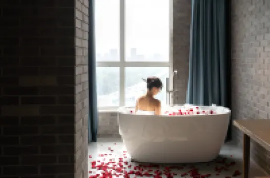 PHIREN Hotel (Weifangbei Railway Station, Headquarters Base, Weifang)