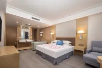 Xianning Hot Spring Valley Resort Hotels in Xianning
