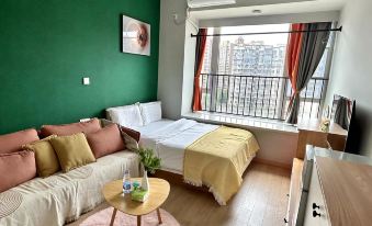 xichanglinhaifengqinghotel