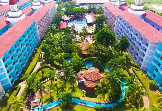 3. 로터스 데사루 ..