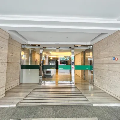 CHECK inn Express Taipei Station Hotels near MoCA Taipei