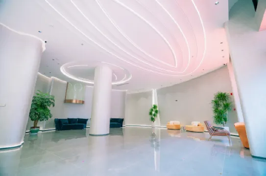 Ruiqi Hotel (Hengdian Film City Dream Valley)