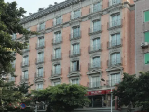 Sana Holiday Hotel Hotels near Yuelai Old Town