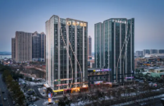 Orange Hotel (Changsha SongyaLake WuyuePlaza) Hotels near Xu Teli Park