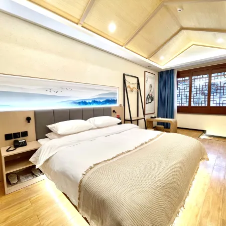 Liuhou College Homestay
