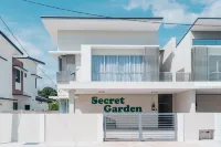 Secret Garden Homestay Api-Api 호텔