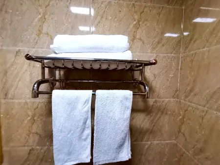 Daocheng Yatulinka Hotel (Daocheng Yading Visitor Center) Отели рядом с достопримечательностью «Xiannairi»