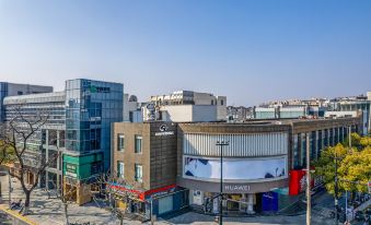 Wangyu E-sports Hotel (Qingpu Xincheng Metro Station Branch)