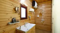 Sanhe Yijingyuan Homestay