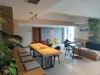 Dream Pillow Hotel (Wuyi Square Branch)