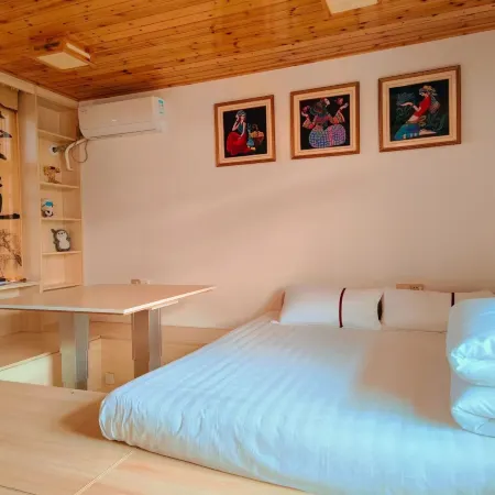 Feidong Alley Zuo Alley You Homestay Отели рядом с достопримечательностью «Liujiafan Ancient Dwellings»