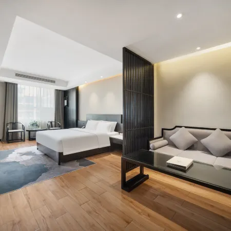 lz Hotel