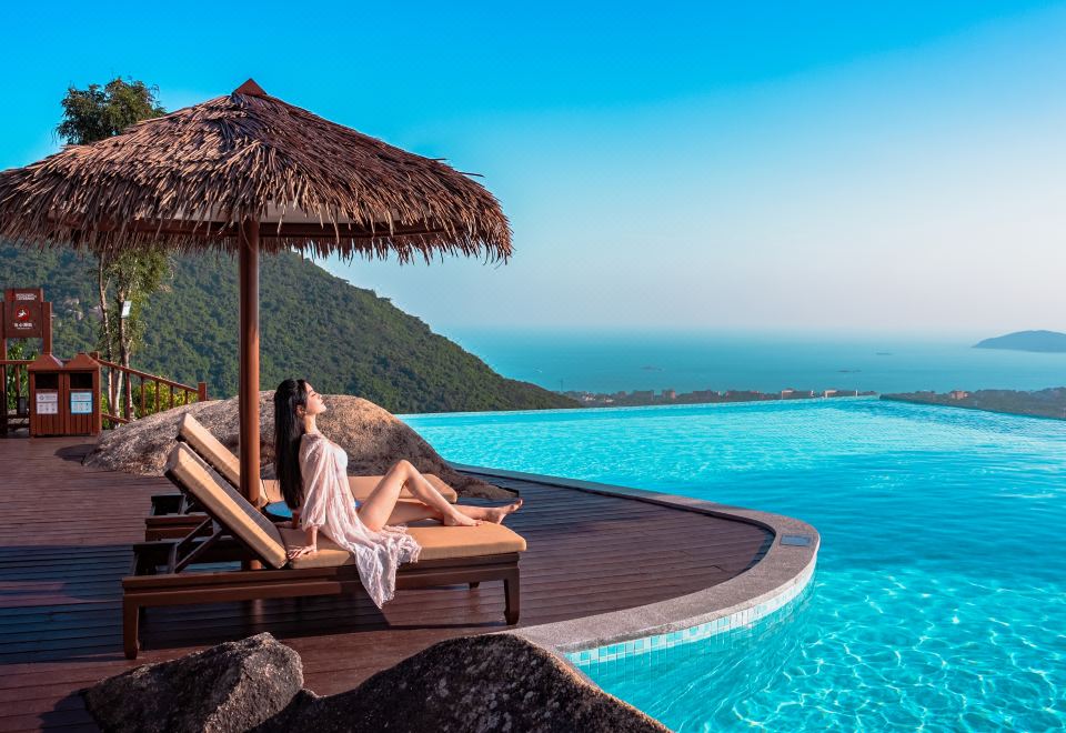 Earthly paradise bird nest resort Earthly paradise bird nest resort