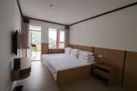 Fengpo Mountain Villa Homestay - غرفة مطلة على الجبل