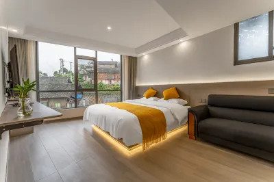 Leishan Welcome Four DirectionsHome Hotel