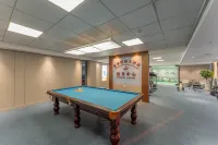 Ao Hua International Hotel Hotels in Laohekou