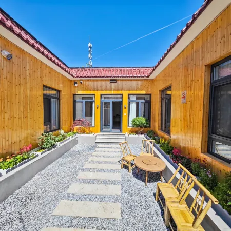 wangchuan mountain residence Отели рядом с достопримечательностью «Станция метро Nankou»