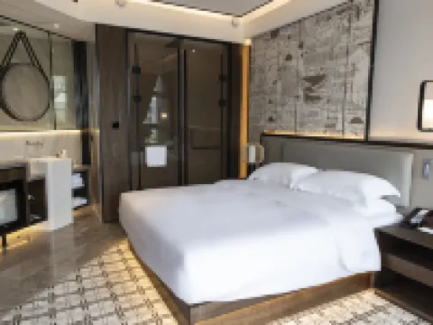 METROPOLO JINJIANG HOTELS