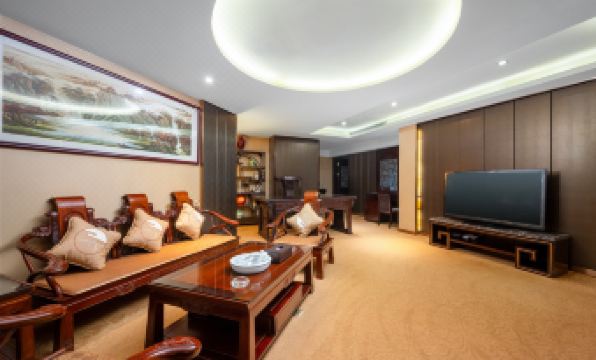 Development Center Hotel