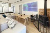 [TV] Luxury adult secret base villa 120 ㎡ Sauna, stone bath, bonfire, BBQ [Mori building] Hotels in Miyota