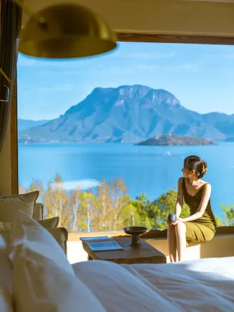 Qianshanji Hotel Отели рядом с достопримечательностью «Lugu Lake Viewing Platform»