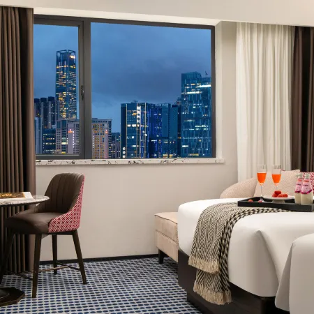 Guangzhou President Hotel (Guangzhou Sports Center Taikoo Hui)
