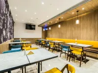 漢庭優佳飯店（西安航天城地鐵站店） 航天城附近的飯店