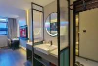 Ibis Hotel (Tianjin Eye Art Institute)