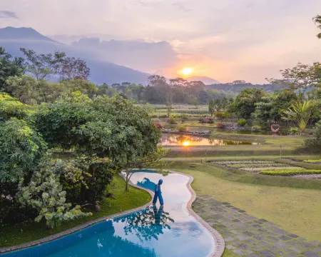 K Gallery Hotel パンダンのホテル