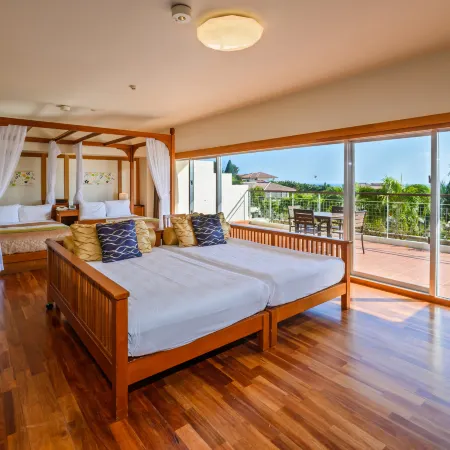 Kanucha Bay Hotel & Villas