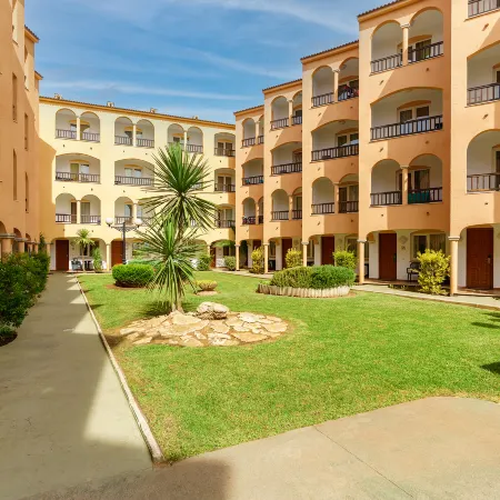 Apartamentos turísticos Jardines del Plaza