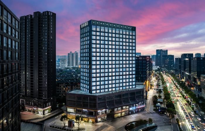 Atour Hotel Beijing West Road，Beidou City,Tongling