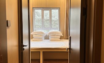 Chengcheng Hotel (Snow Town Erlanghe Scenic Area Branch)