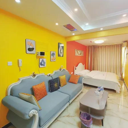 Nuanxin Theme Apartment (Shangjie Plaza)