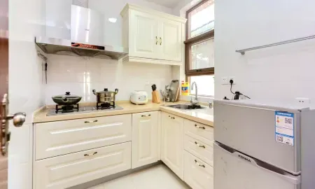 Dayi Huashuiwan Xiangxueling Villa Отели рядом с достопримечательностью «Huashuiwan First Village Hot Spring Hotel»