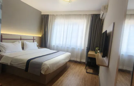 佳泰連鎖商務賓館（朝陽萬達廣場店）