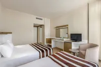 GREEN MAX HOTEL - balcony
