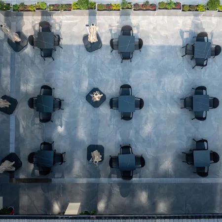 Yingshan Zhishang Cloud Hotel