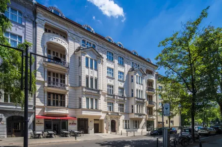 ipartment Berlin Kurfürstendamm Отели рядом с достопримечательностью «Свободный университет Берлина»