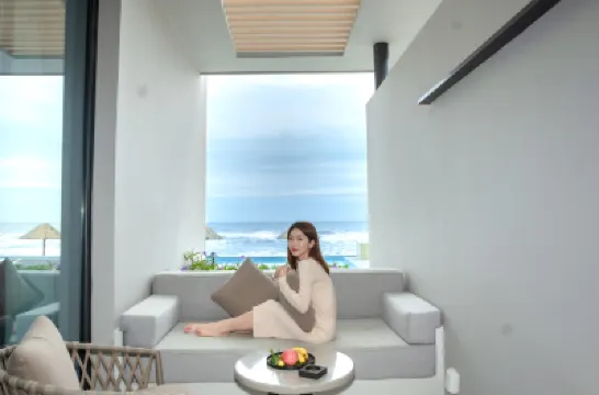 SANDALWOODS TANHOUSE SHUANGYUE BAY HUIZHOU Hotels near Town God's Temple