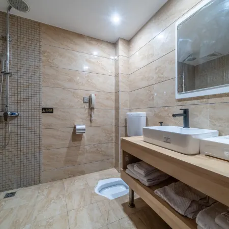 Lanting Hotel (Chengdu Daxu High-speed Railway Station)