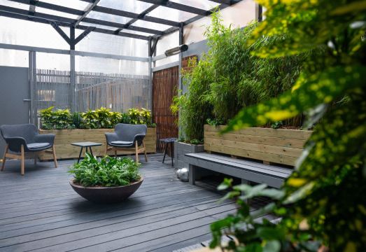 더 웨슬리 유스턴 내부